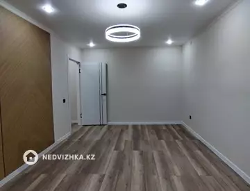 1-комнатная квартира, этаж 4 из 5, 33 м²