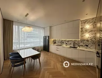 3-комнатная квартира, этаж 5 из 21, 112 м²