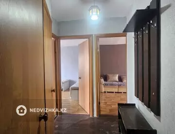 2-комнатная квартира, этаж 4 из 5, 46 м²