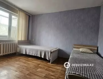 2-комнатная квартира, этаж 4 из 5, 46 м²