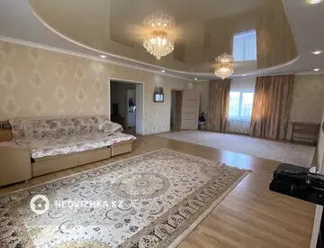 5-комнатный дом, 10 соток, 225 м²