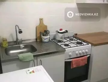 2-комнатная квартира, этаж 3 из 5, 45 м²