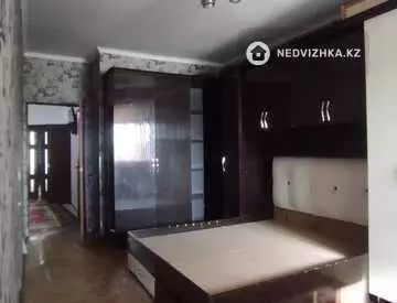 3-комнатная квартира, этаж 1 из 5, 87 м²