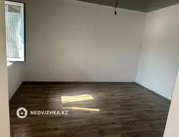 1-комнатная квартира, этаж 1 из 1, 80 м², На длительный срок