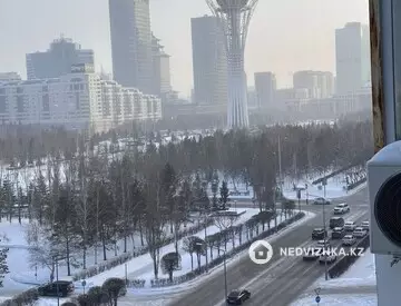 4-комнатная квартира, этаж 8 из 10, 120 м²