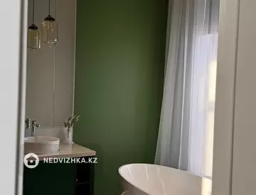 4-комнатный дом, 10 соток, 240 м²