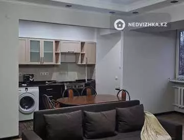 3-комнатная квартира, этаж 3 из 9, 90 м², На длительный срок