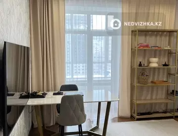 3-комнатная квартира, этаж 10 из 10, 78 м²