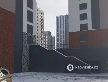 1-комнатная квартира, этаж 13 из 18, 40 м²