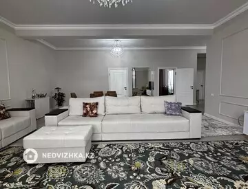 5-комнатный дом, 6 соток, 172 м²