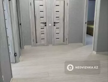 2-комнатная квартира, этаж 12 из 14, 70 м², На длительный срок