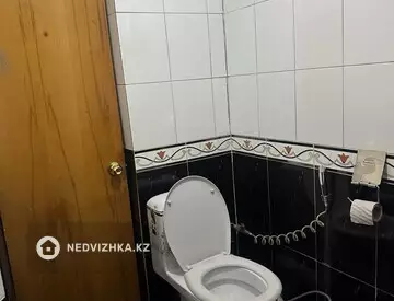 6-комнатная квартира, этаж 1 из 2, 180 м²