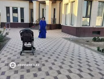 5-комнатный дом, 8 соток, 230 м²