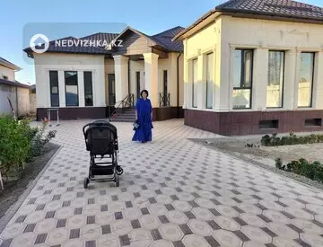 5-комнатный дом, 8 соток, 230 м²