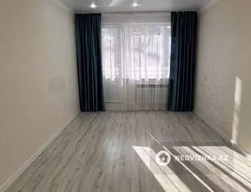 3-комнатная квартира, этаж 3 из 5, 62 м²