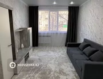 3-комнатная квартира, этаж 3 из 5, 62 м²