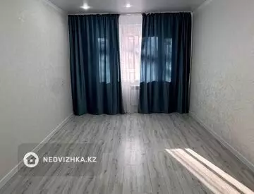 3-комнатная квартира, этаж 3 из 5, 62 м²