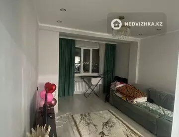 2-комнатная квартира, этаж 4 из 8, 52 м²