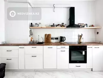 1-комнатная квартира, этаж 2 из 5, 36 м², На длительный срок