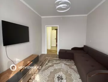 1-комнатная квартира, этаж 3 из 3, 39 м²