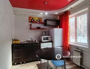 2-комнатная квартира, этаж 1 из 5, 42 м²
