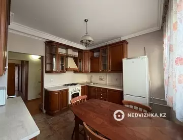 3-комнатная квартира, этаж 3 из 9, 75 м²