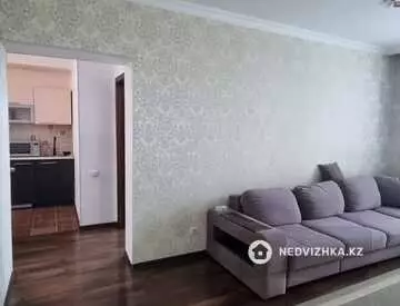2-комнатная квартира, этаж 14 из 17, 53 м², На длительный срок