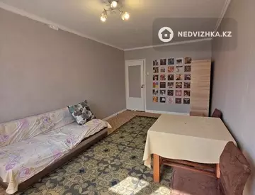 2-комнатная квартира, этаж 4 из 5, 52 м²