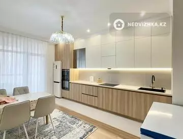 3-комнатная квартира, этаж 4 из 16, 104 м²