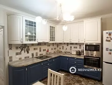 2-комнатная квартира, этаж 6 из 17, 61 м²