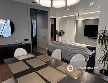 4-комнатная квартира, этаж 13 из 17, 140 м², На длительный срок