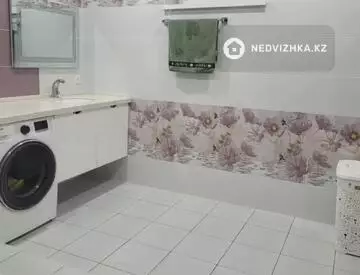 5-комнатный дом, 7 соток, 250 м²