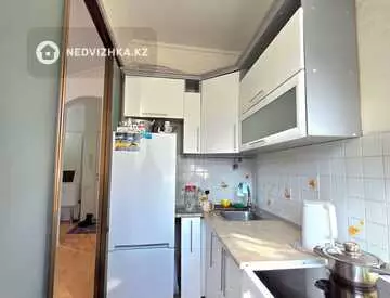 2-комнатная квартира, этаж 4 из 9, 52 м²