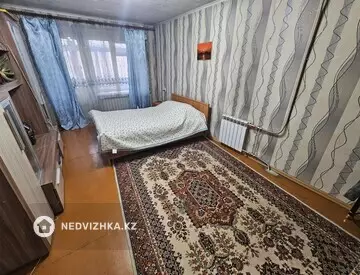 2-комнатная квартира, этаж 1 из 5, 51 м²