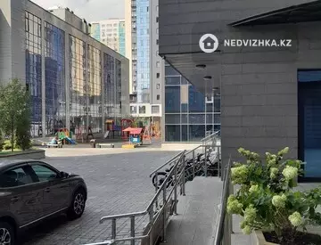 3-комнатная квартира, этаж 7 из 16, 85 м²