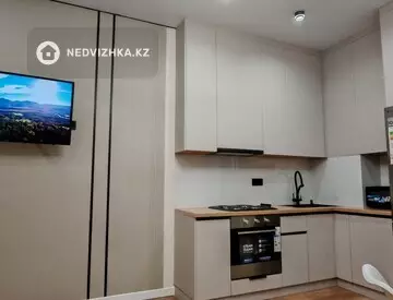 2-комнатная квартира, этаж 4 из 17, 45 м²