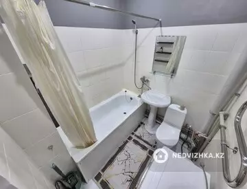 1-комнатная квартира, этаж 6 из 9, 45 м², На длительный срок