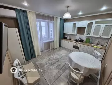 1-комнатная квартира, этаж 6 из 9, 45 м², На длительный срок
