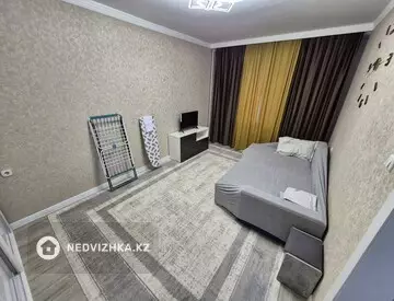 1-комнатная квартира, этаж 6 из 9, 45 м², На длительный срок