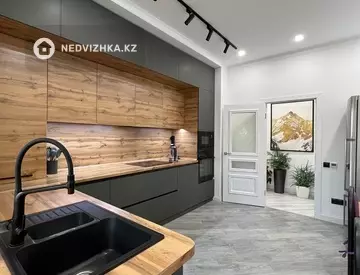 3-комнатная квартира, этаж 6 из 21, 131 м²