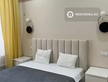 2-комнатная квартира, этаж 6 из 9, 61 м², Посуточно