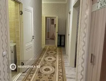 3-комнатная квартира, этаж 6 из 7, 100 м², На длительный срок