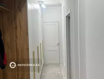 2-комнатная квартира, этаж 6 из 12, 58 м²