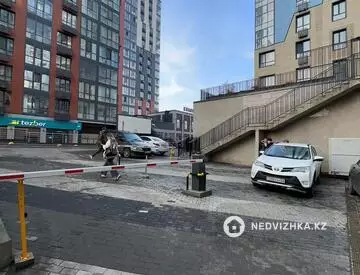 Помещение, этаж 1, 108 м²