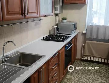 2-комнатная квартира, этаж 2 из 2, 55 м²