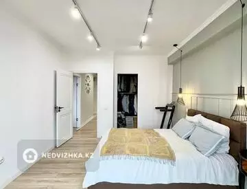 3-комнатная квартира, этаж 6 из 10, 80 м²