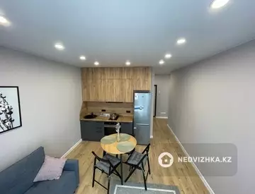 2-комнатная квартира, этаж 11 из 13, 48 м², На длительный срок