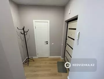2-комнатная квартира, этаж 11 из 13, 48 м², На длительный срок