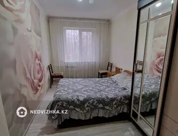 3-комнатная квартира, этаж 3 из 4, 59 м²