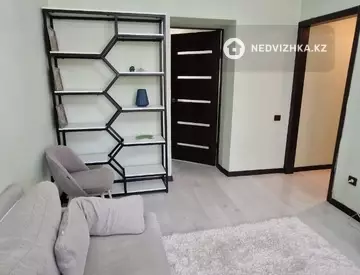 2-комнатная квартира, этаж 4 из 4, 45 м², На длительный срок